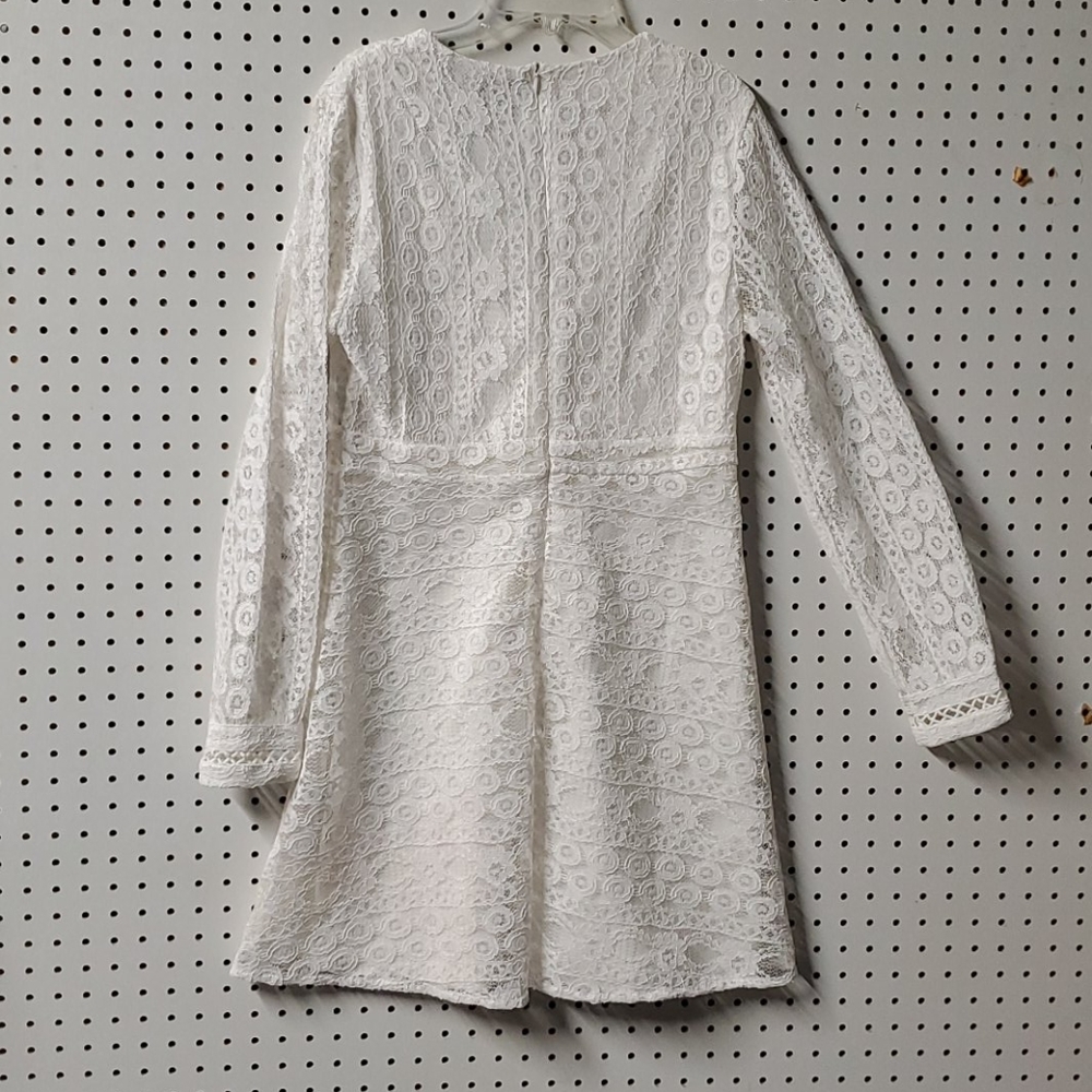 Dress - Picture 2 of 6